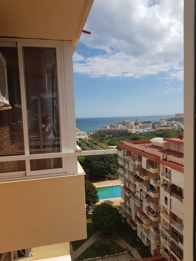 Iris Vistas Benalmadena Apartment Bagian luar foto