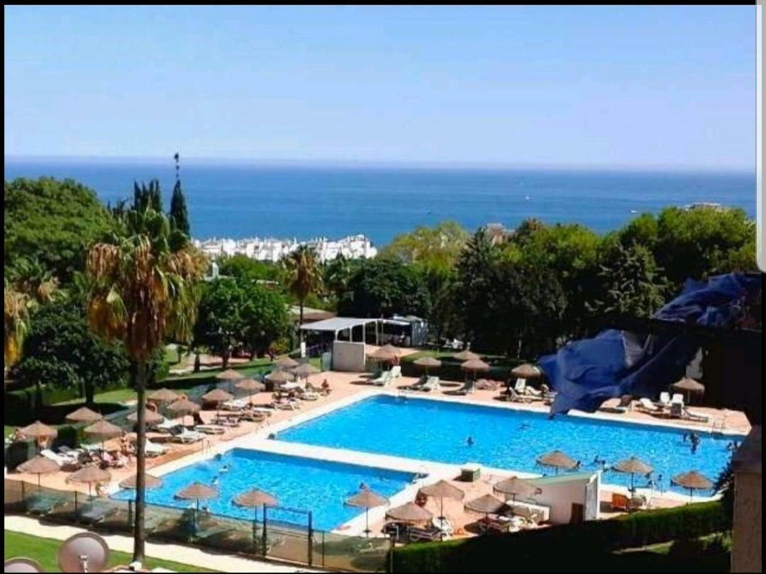 Iris Vistas Benalmadena Apartment Bagian luar foto